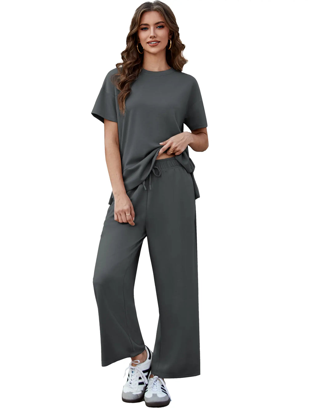 Pinspark Women's Two-Piece Set: Summer Outfit, Loose-Fitting Wide-Leg Pants, Casual Set: Perfect for the airport, the beach, and vacations; short sleeves; soft fabric; available in a variety of colors and sizes tiktokshopbacktoschool